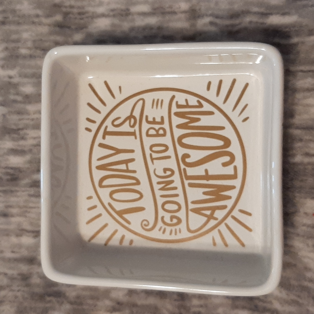 Awesome trinket dish
